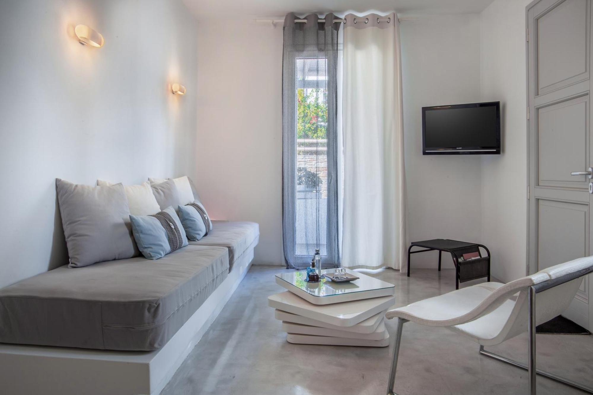 Edem Suites Ándros Pokoj fotografie
